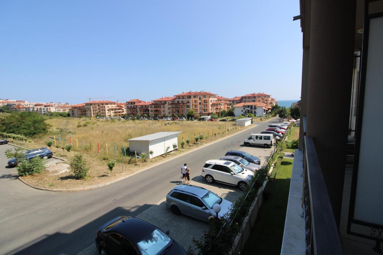 Sorrento - Menada Apartments Święty Włas Zewnętrze zdjęcie