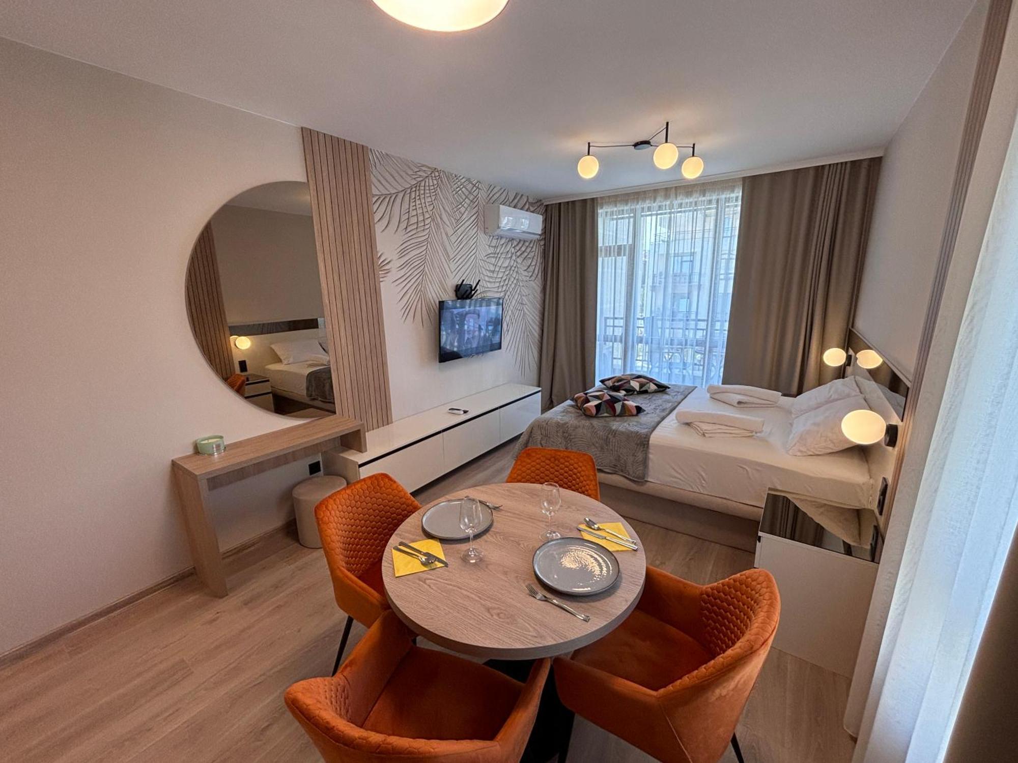 Sorrento - Menada Apartments Święty Włas Zewnętrze zdjęcie